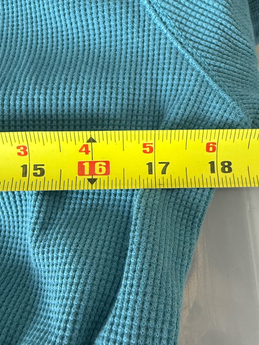 Sundance Waffle Knit Button Cuff Thermal Size Large - Picture 6 of 7